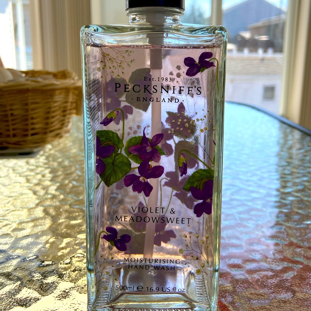 Pecksniff’s Soap 16.9 oz Glass Violet Meadowsweet